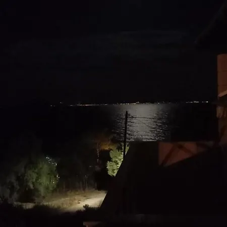 Maisonette Near The Nikiti (Sithonia)