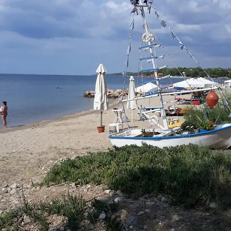 Maisonette Near The * Nikiti (Sithonia)