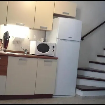 Maisonette Near The Nikiti (Sithonia)