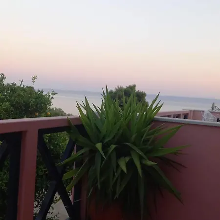 Maisonette Near The Feriehus Nikiti (Sithonia)