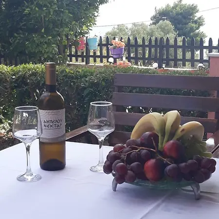 Maisonette Near The بيت للعطل *