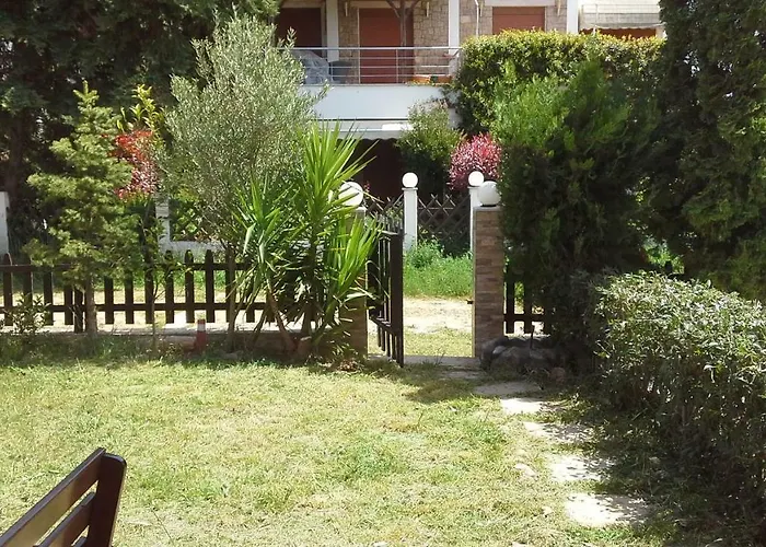 Maisonette Near The Nikiti (Sithonia)