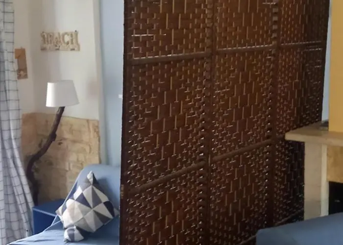 Maisonette Near The בית נופש ניקיטי
