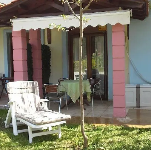 Maisonette Near The * ניקיטי